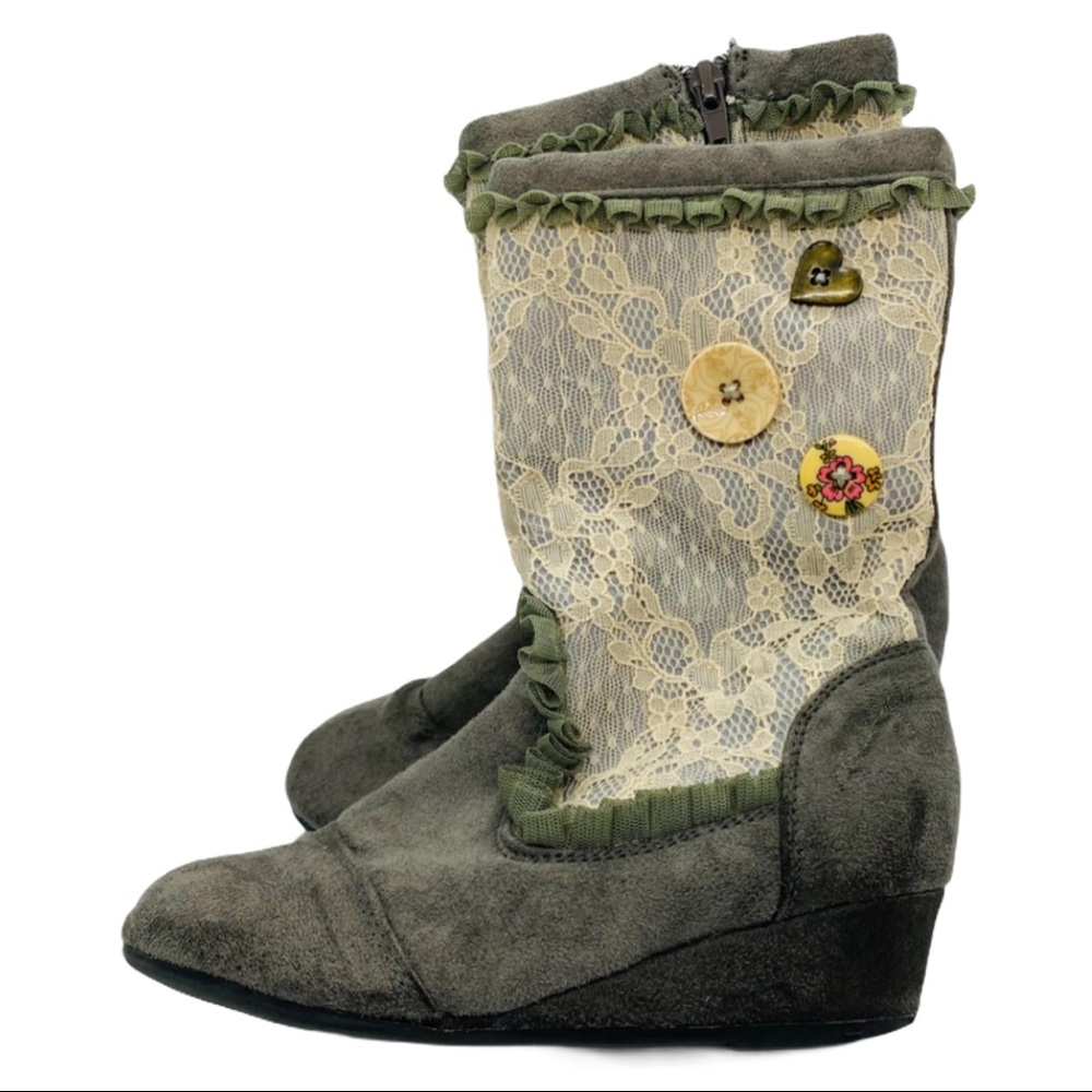 Naartjie Ruth Lace Button Accent boots gray sz 13